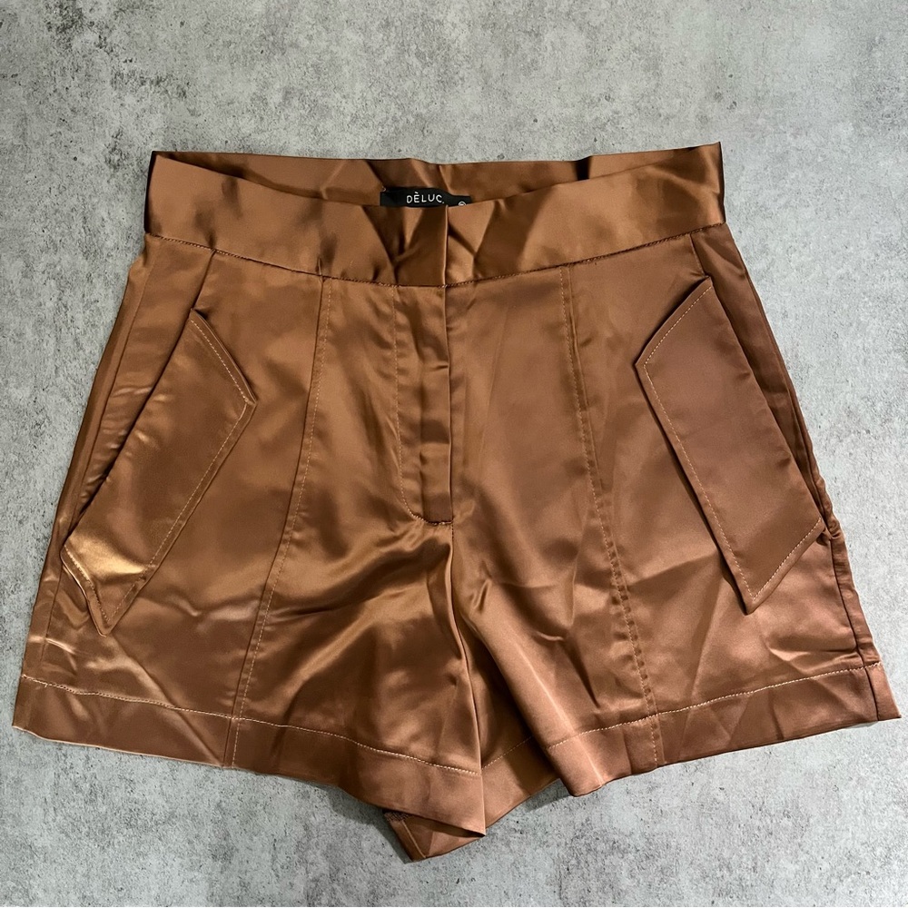 High-waisted Satin Shorts
